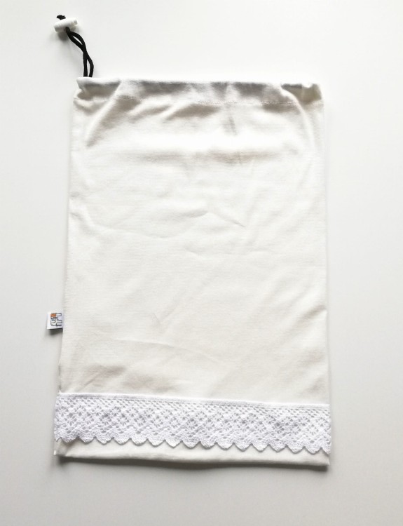 worek%20kremowy%20koronka%20(2).jpg